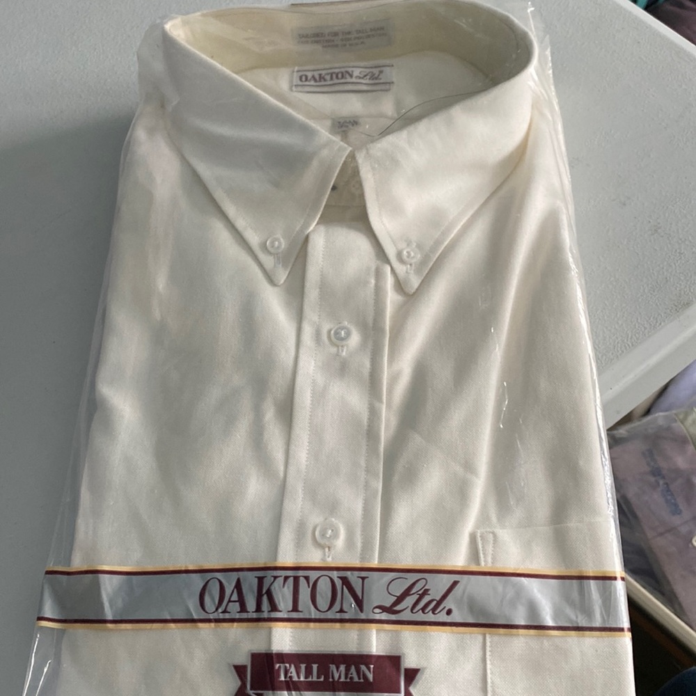 Oakton creme Oxford shirt, neck 18 1/2, sleeve 37